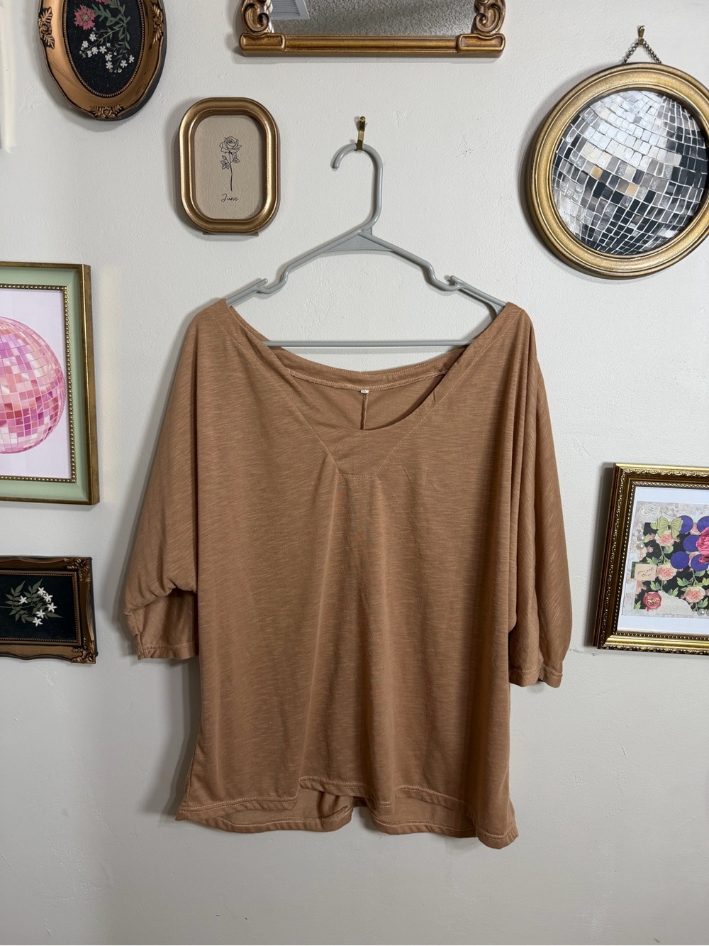 Women's Relaxed Dolman Sleeve Top in Camel